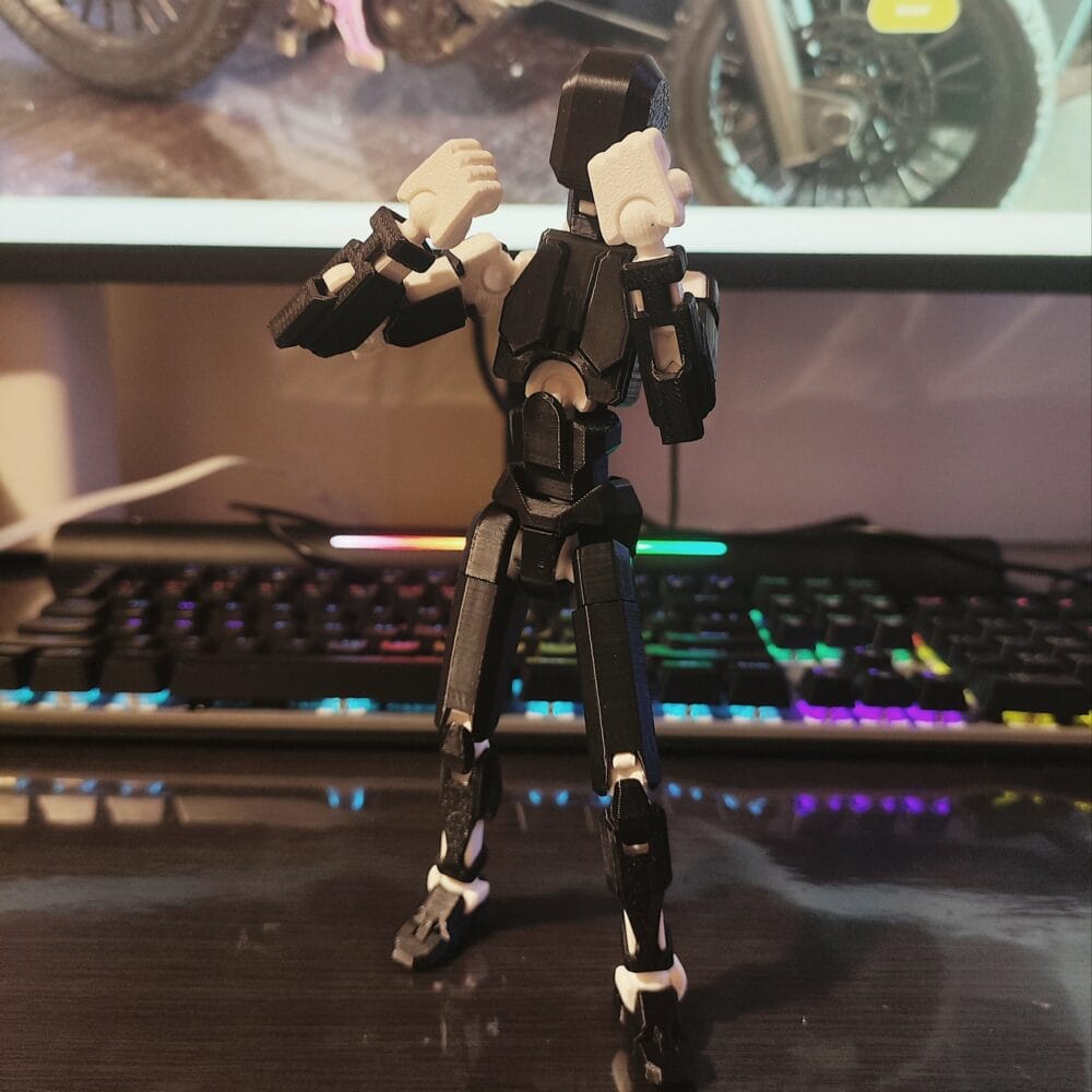 Robot Dummy 13 – model 3D (skalowany do 150%)